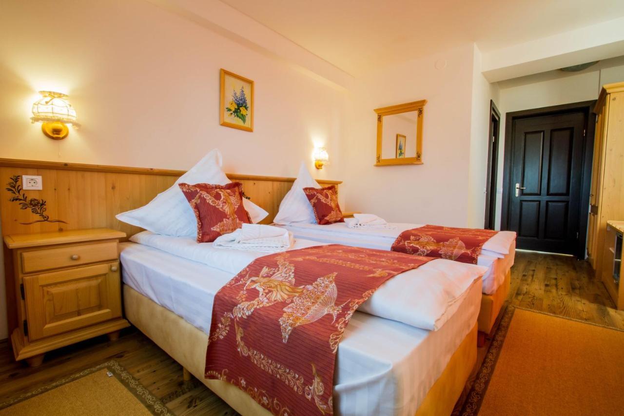 Villa Siana Бран Екстериор снимка